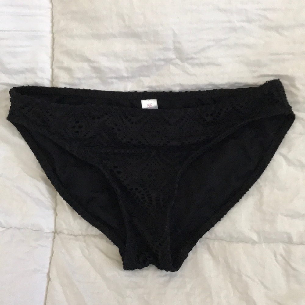 Bikini bottoms